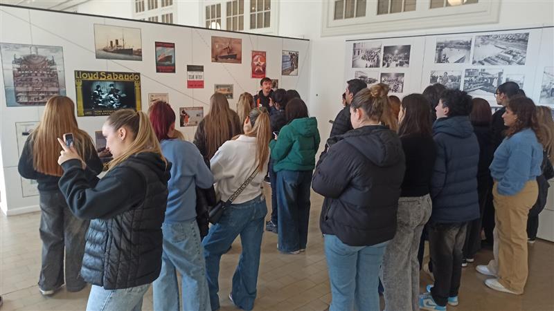 ESTUDIANTES DE HOTELERÍA VIVIERON UNA EXPERIENCIA INMERSIVA EN EL MUSEO DE LA INMIGRACIÓN