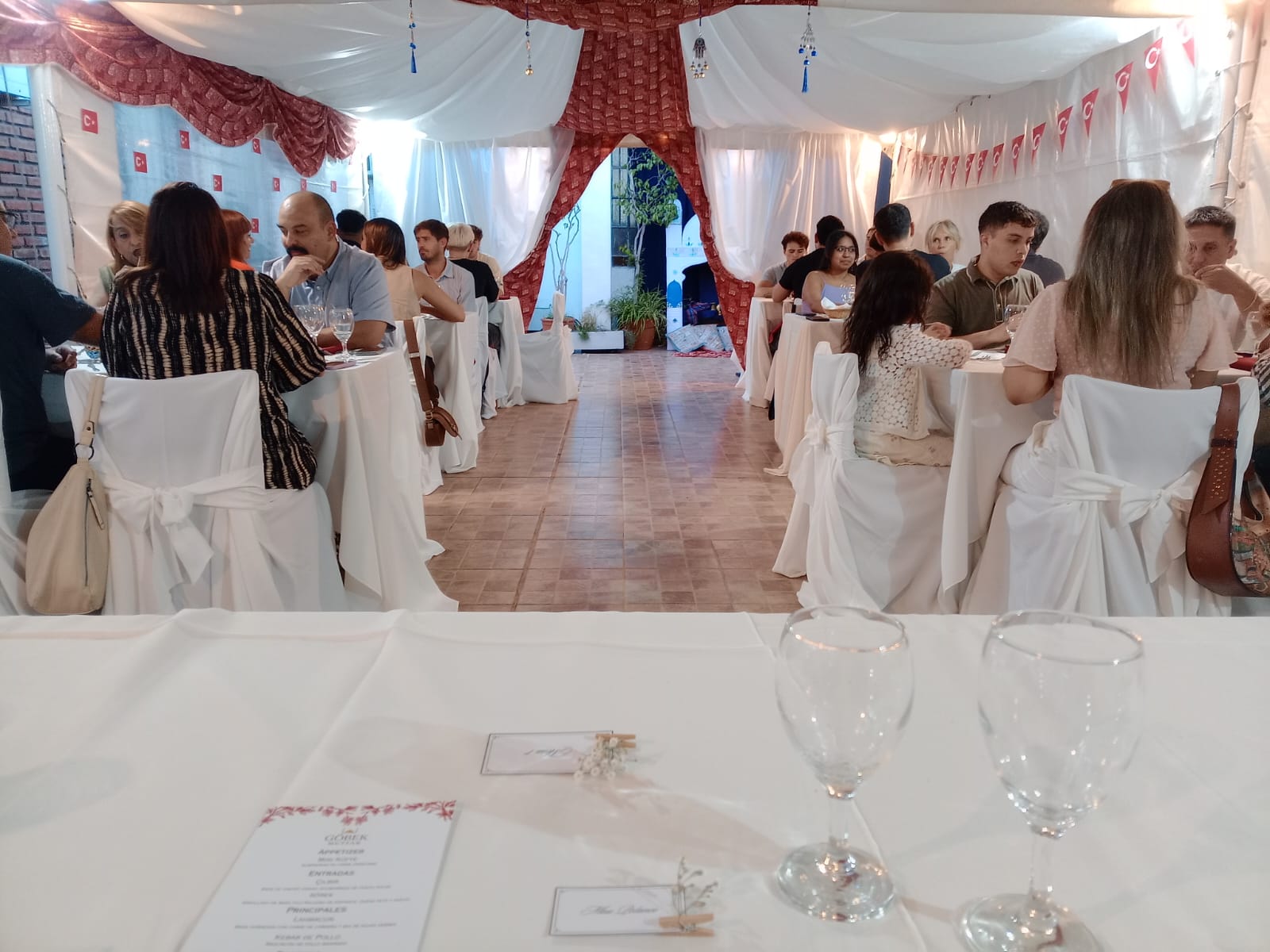 RESTAURANTES ABIERTOS CESYT: UNA EXPERIENCIA FORMATIVA QUE LLEVA LA GASTRONOMÍA AL PLANO REAL